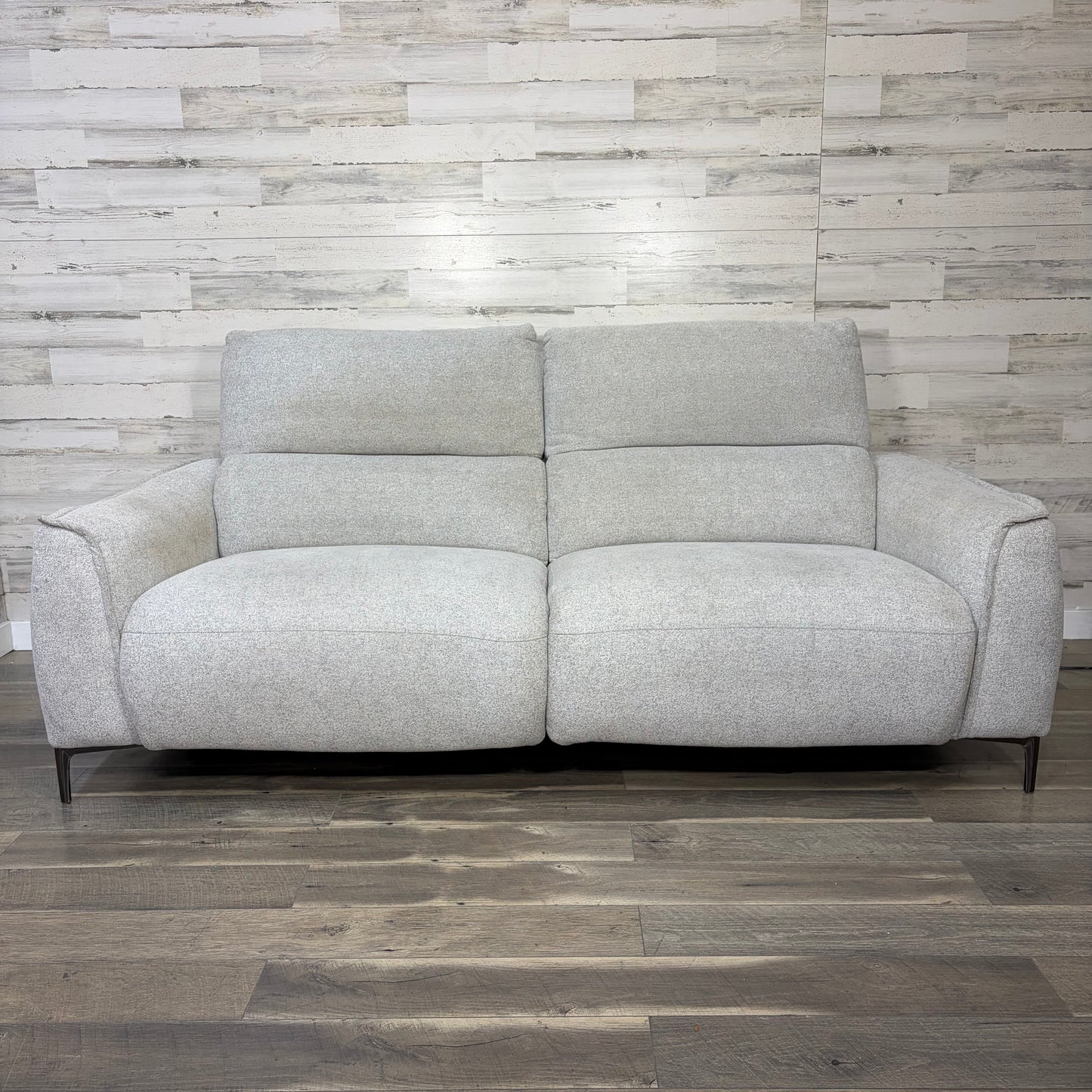 Svana Power Reclining Sofa Couch