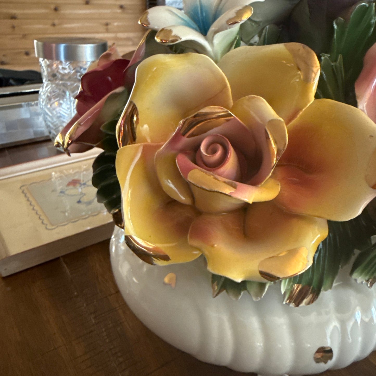 Italian Capodimonte Porcelain Flower Footed Floral Center Piece