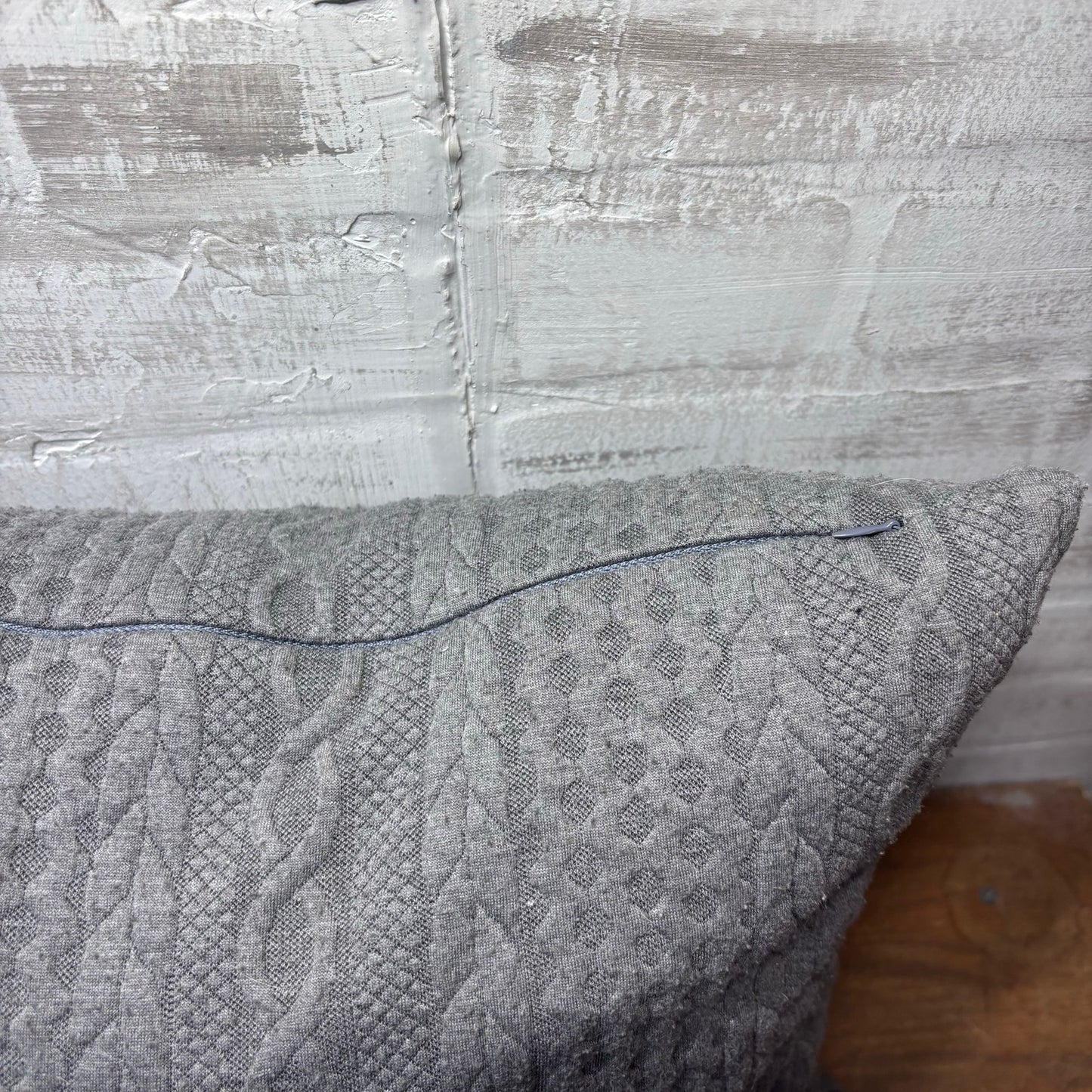 Booque Valley Gray Knit Pillow