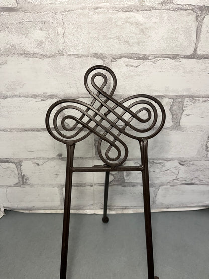 Triple Swirl Easel/ Cookbook Holder