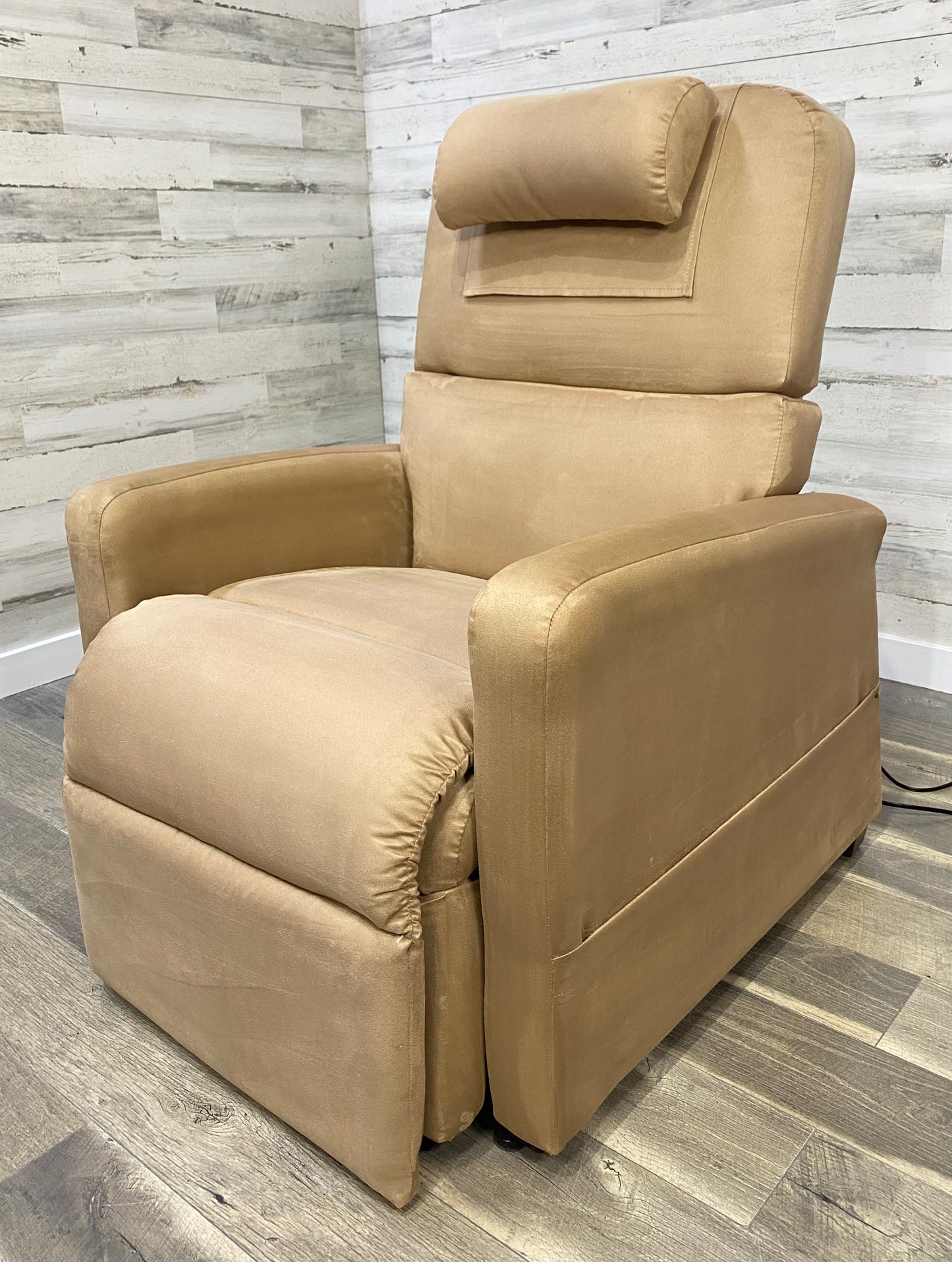 Relax The Back Power Lift Message & Heat Recliner Chair