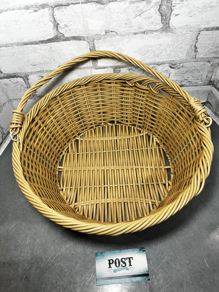 Medium Wicker Basket