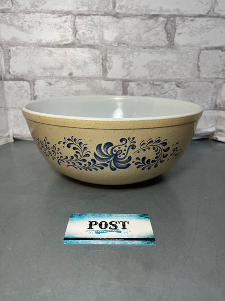 Vintage Pyrex #404 Homestead Speckled Mixing Bowl