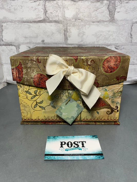 Shabby Chic Paisley Keepsake Box W/ Ribbon