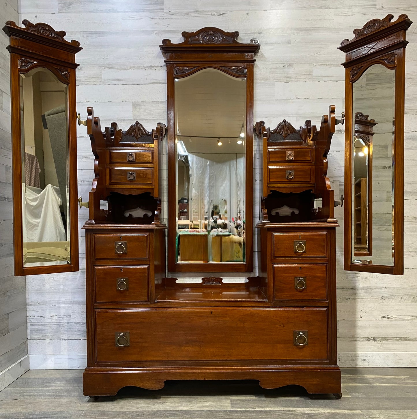 Antique Victorian Vanity Dresser