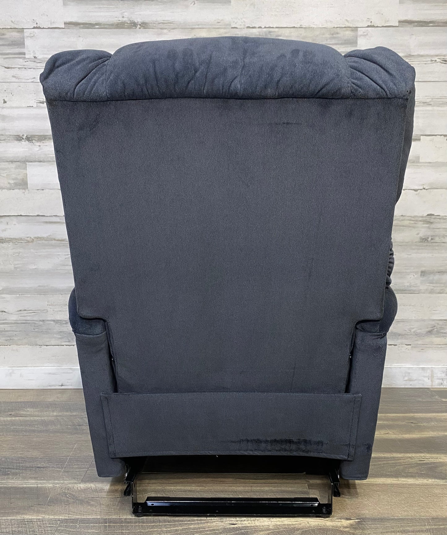 Dark Blue La Z Boy LaZBoy recliner