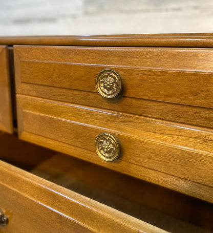 Vintage Meredith 3pc Dresser Set