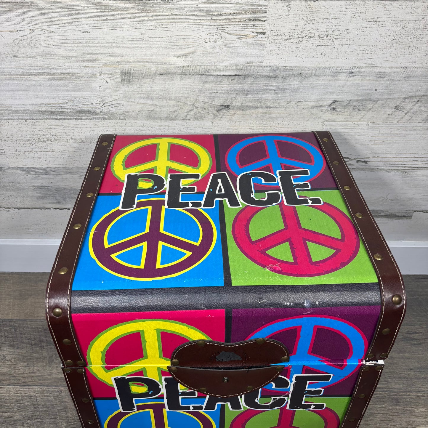 Peace Sign Keepsake Chest *No Latch*