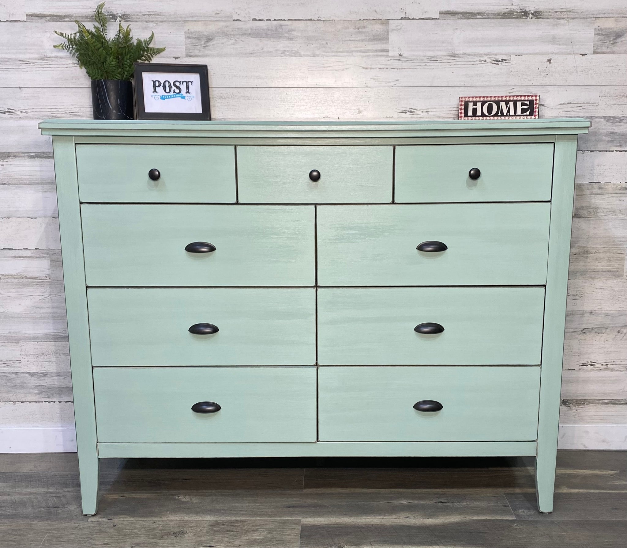 Large 9 Drawer Dresser