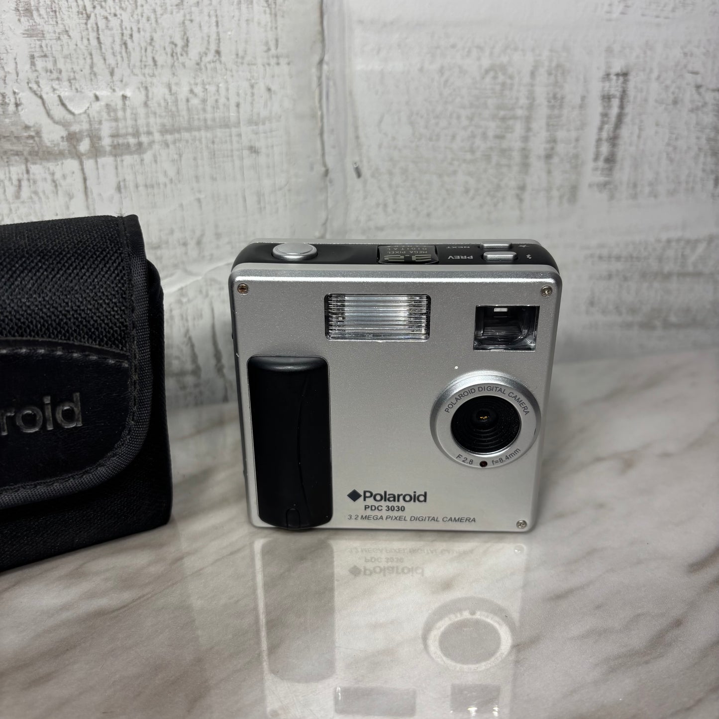 Vintage Polaroid PDC 3030 3.2-Megapixel Compact Digital Camera Tested