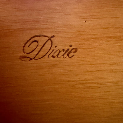 Dixie 2pc Dresser Set