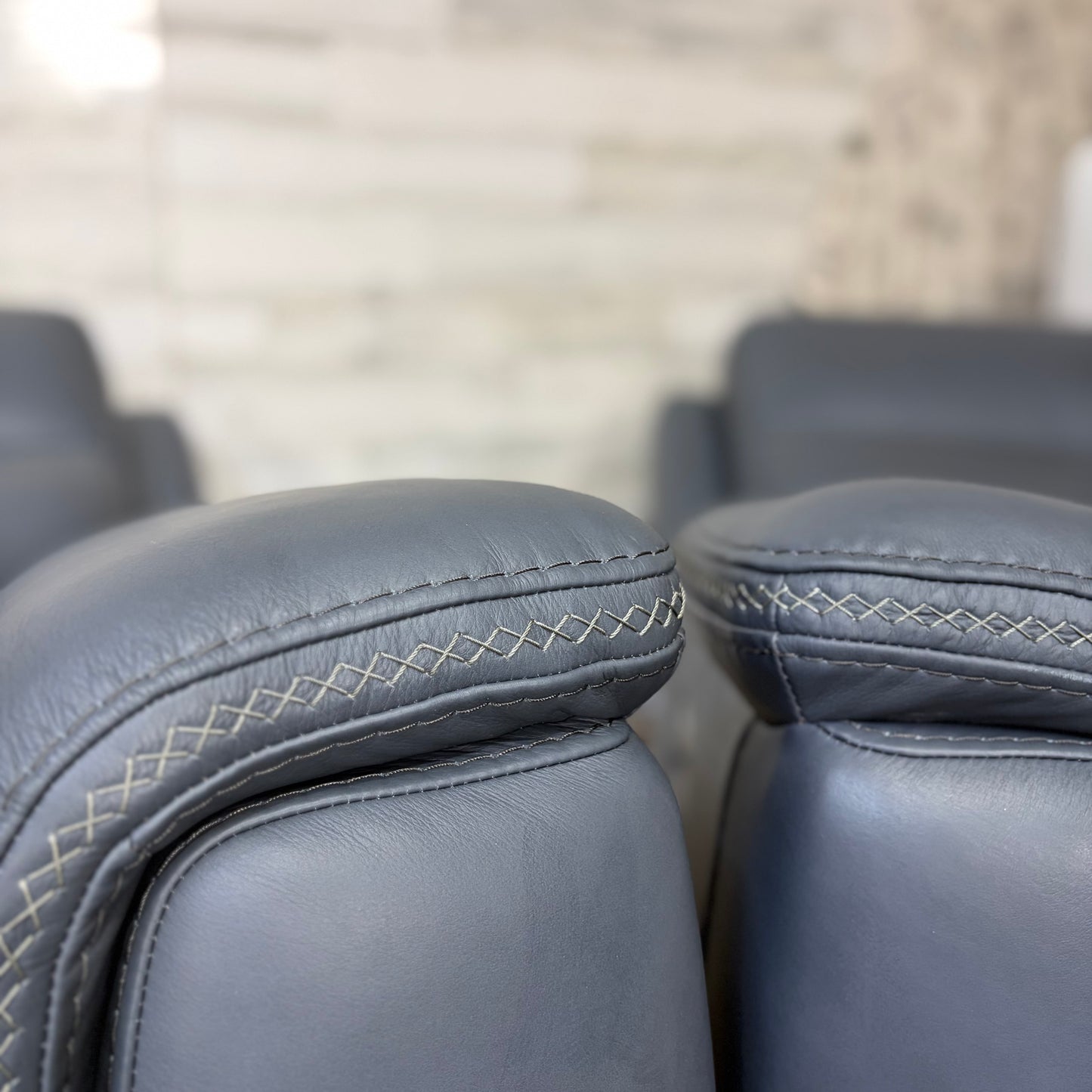 Leather Flexsteel “Sawyer” Power Reclining Sofa & Chair Set