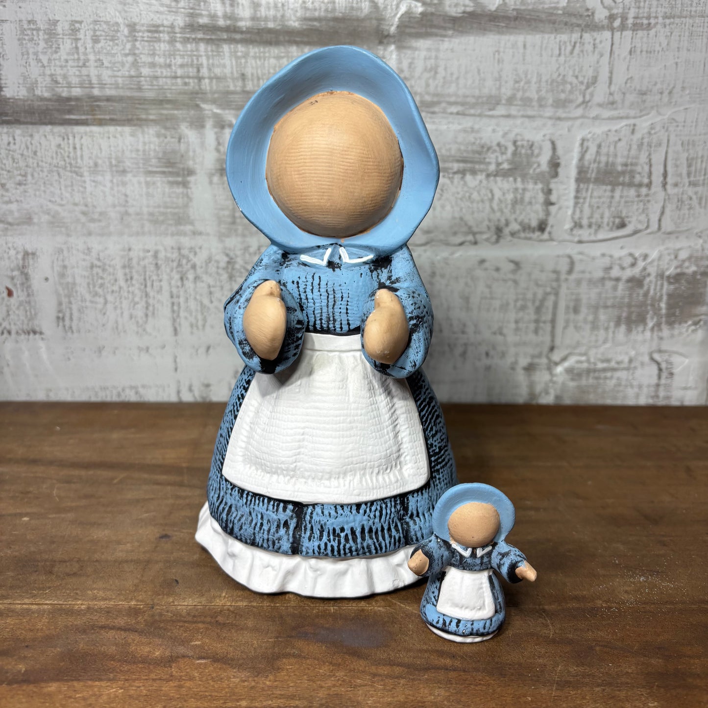 Vintage Amish Woman & Child Figurine