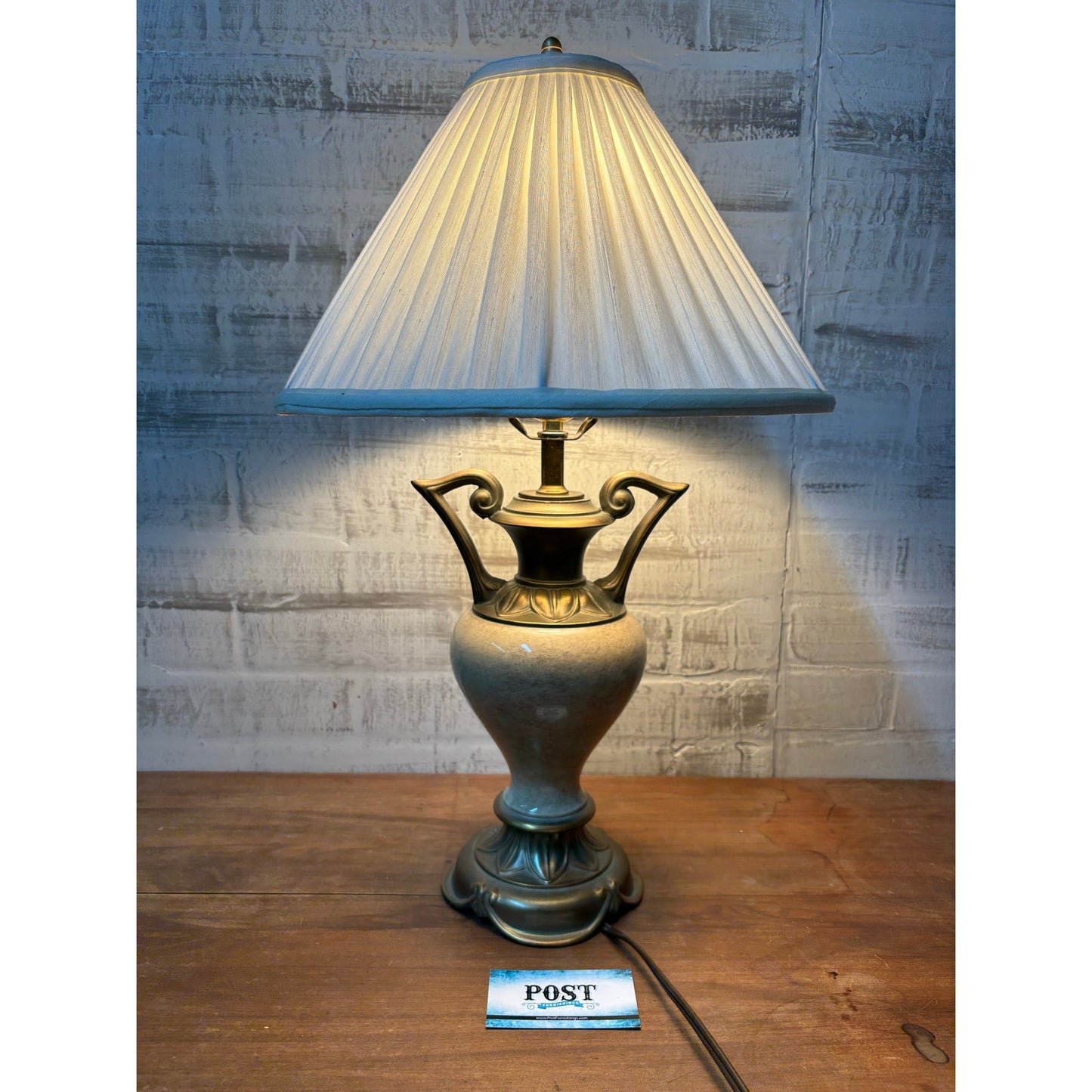 Classic Cream Porcelain Table Lamp
