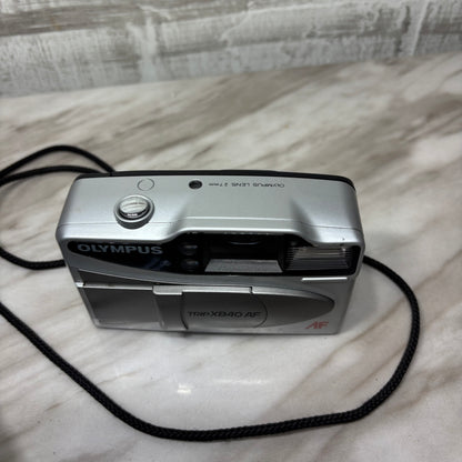 Vintage Olympus Trip XB40 AF 35mm Film Camera with Case Untested