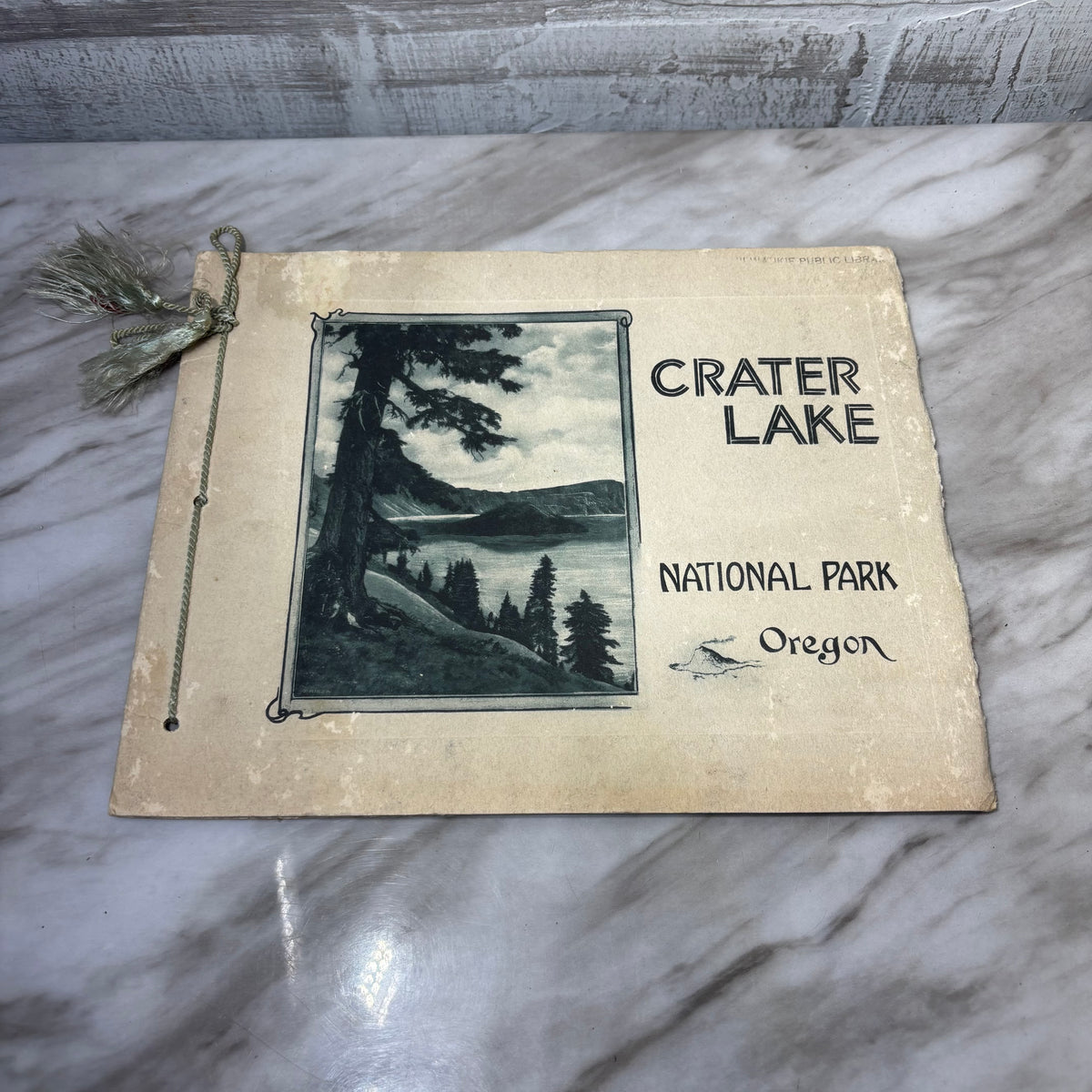 Vintage Souvenir Booklet Crater Lake National Park