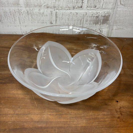Serving Bowl with Frosted Flower Base