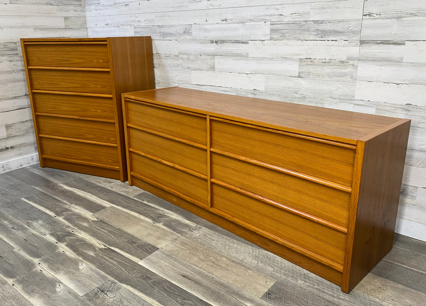 Danish Teak 2pc Dresser Set Jasper