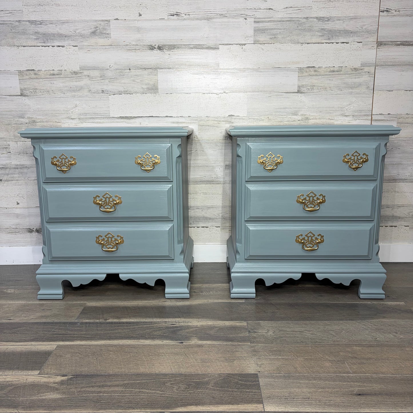 Set Of 2 Blue Gray Nightstands