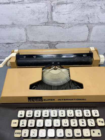 Vintage Montgomery Ward Super International Type Writer
