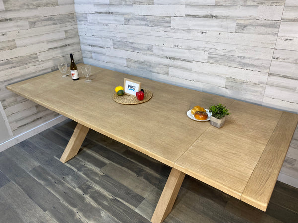 Pottery Barn Toscana Extending Dining Table