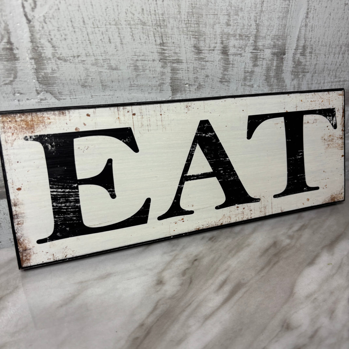 Farmhouse “Eat” Sign