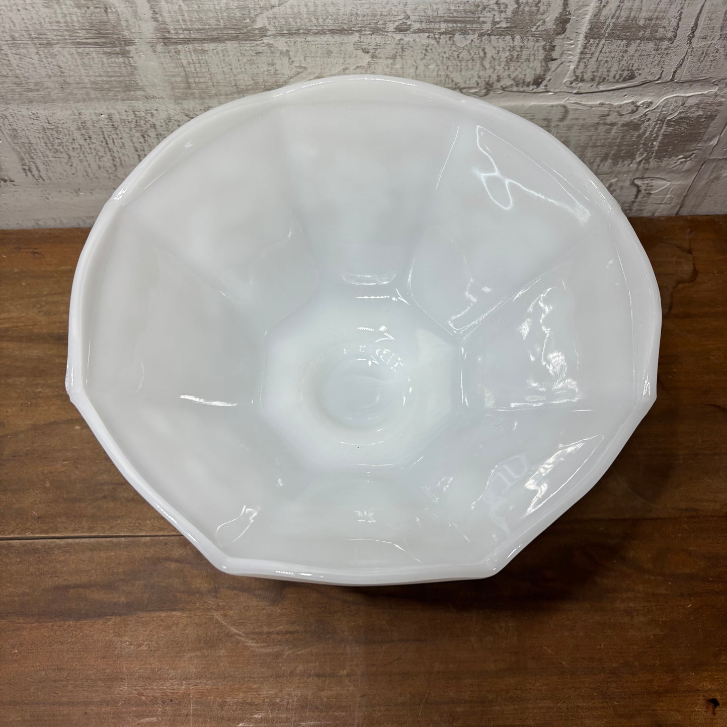 Vintage Anchor Hawking Milk Glass Grapevine Bowl