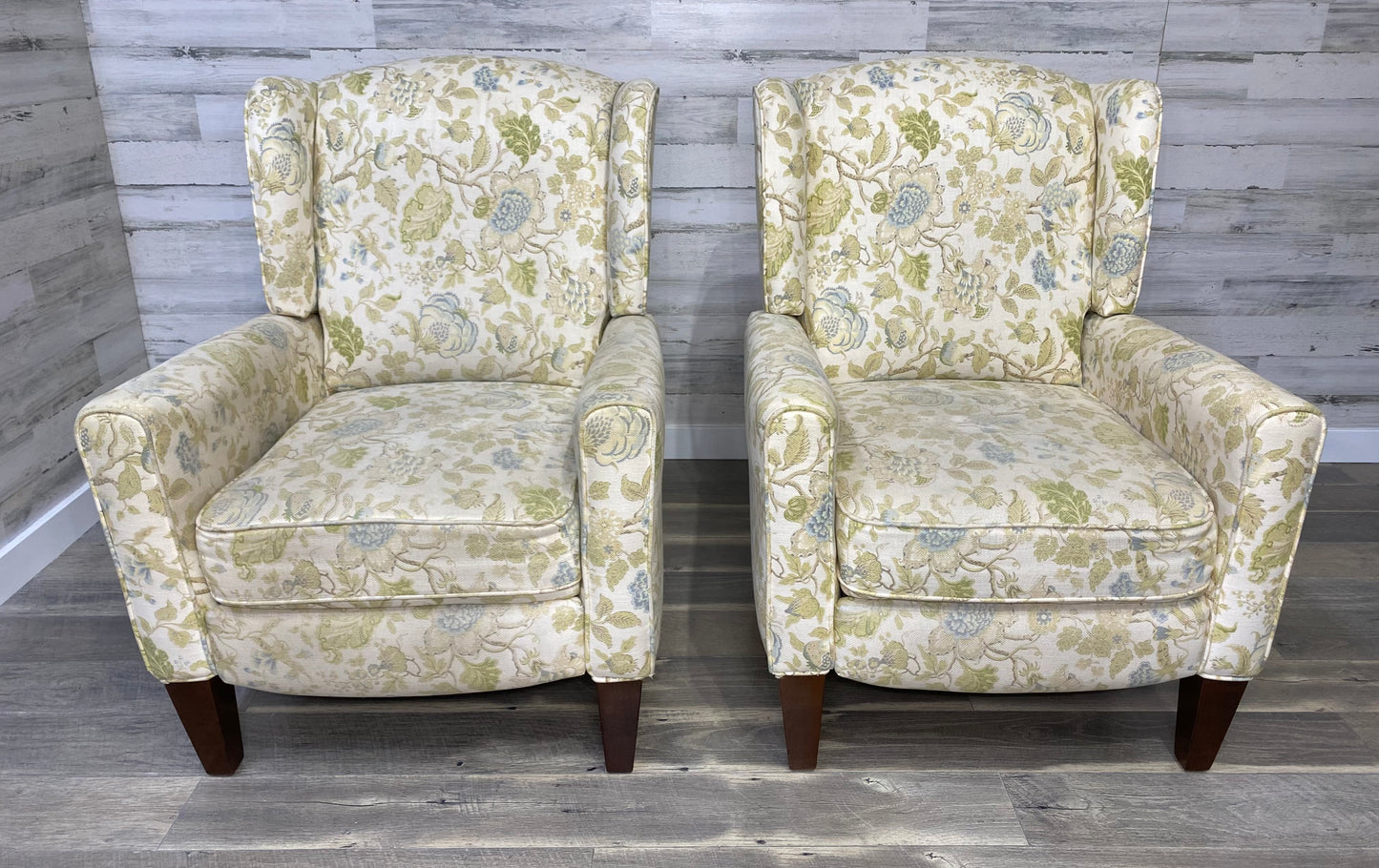Set Of 2 Lane Reclining Chairs