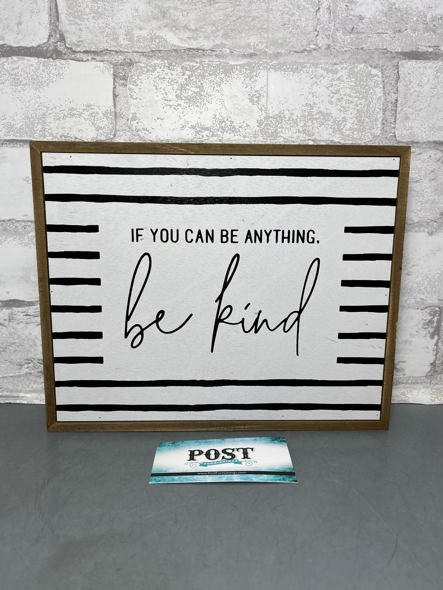 “Be Kind” Wall Decor