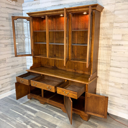 Ethan Allen Hutch Old World TreasuresStep