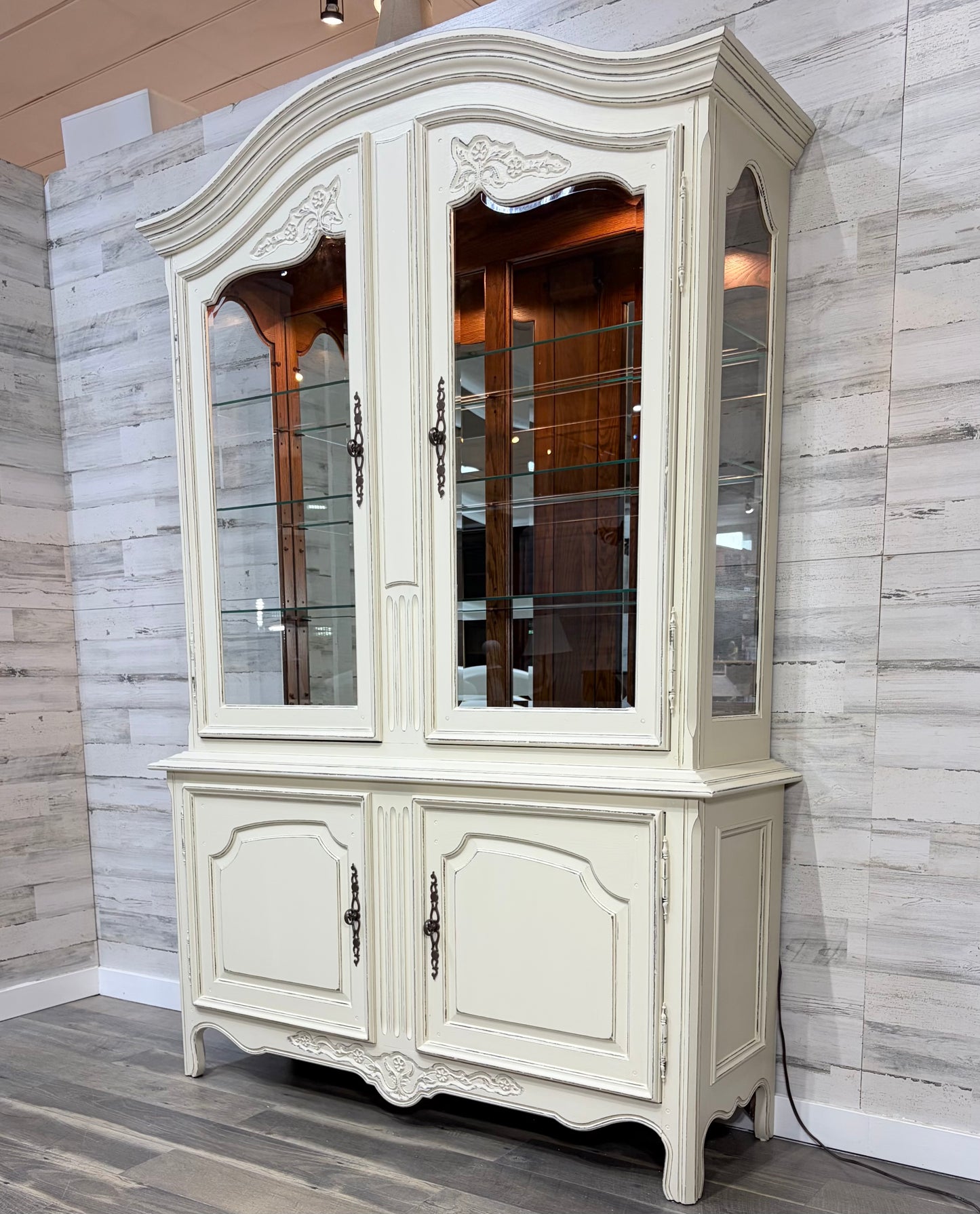 Cream 2pc China Hutch
