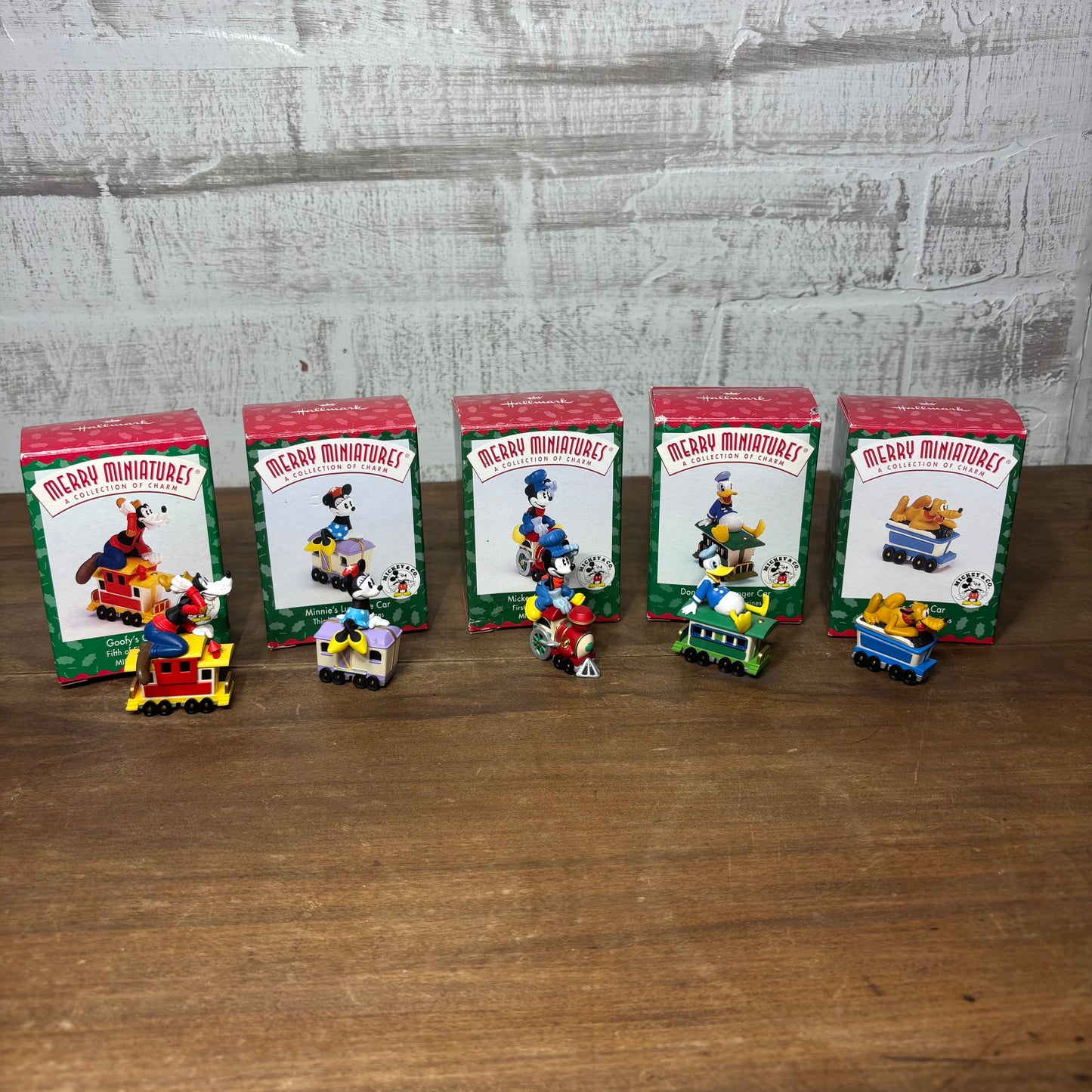1998 Hallmark Merry Miniatures Mickey's Express Train Collection