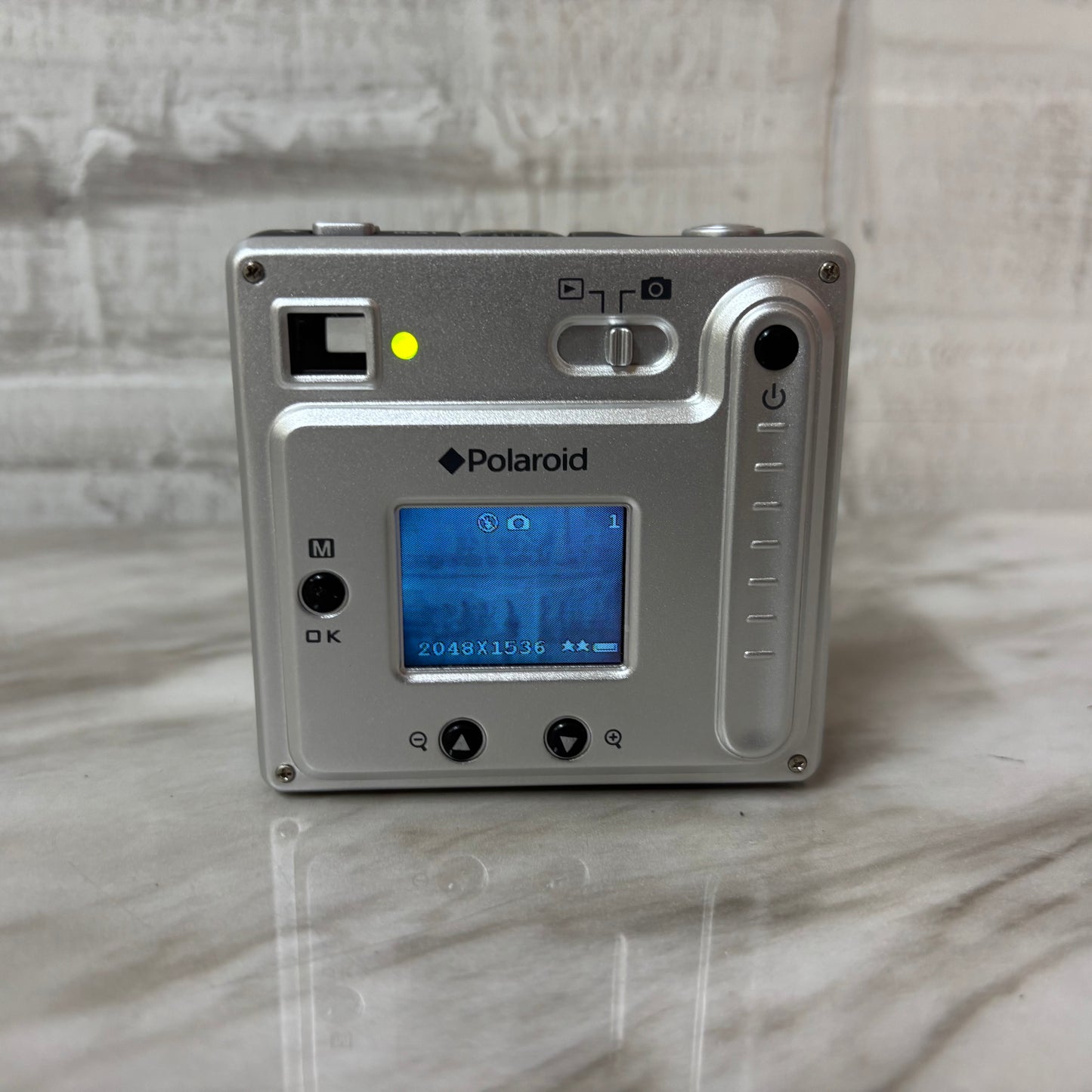 Vintage Polaroid PDC 3030 3.2-Megapixel Compact Digital Camera Tested