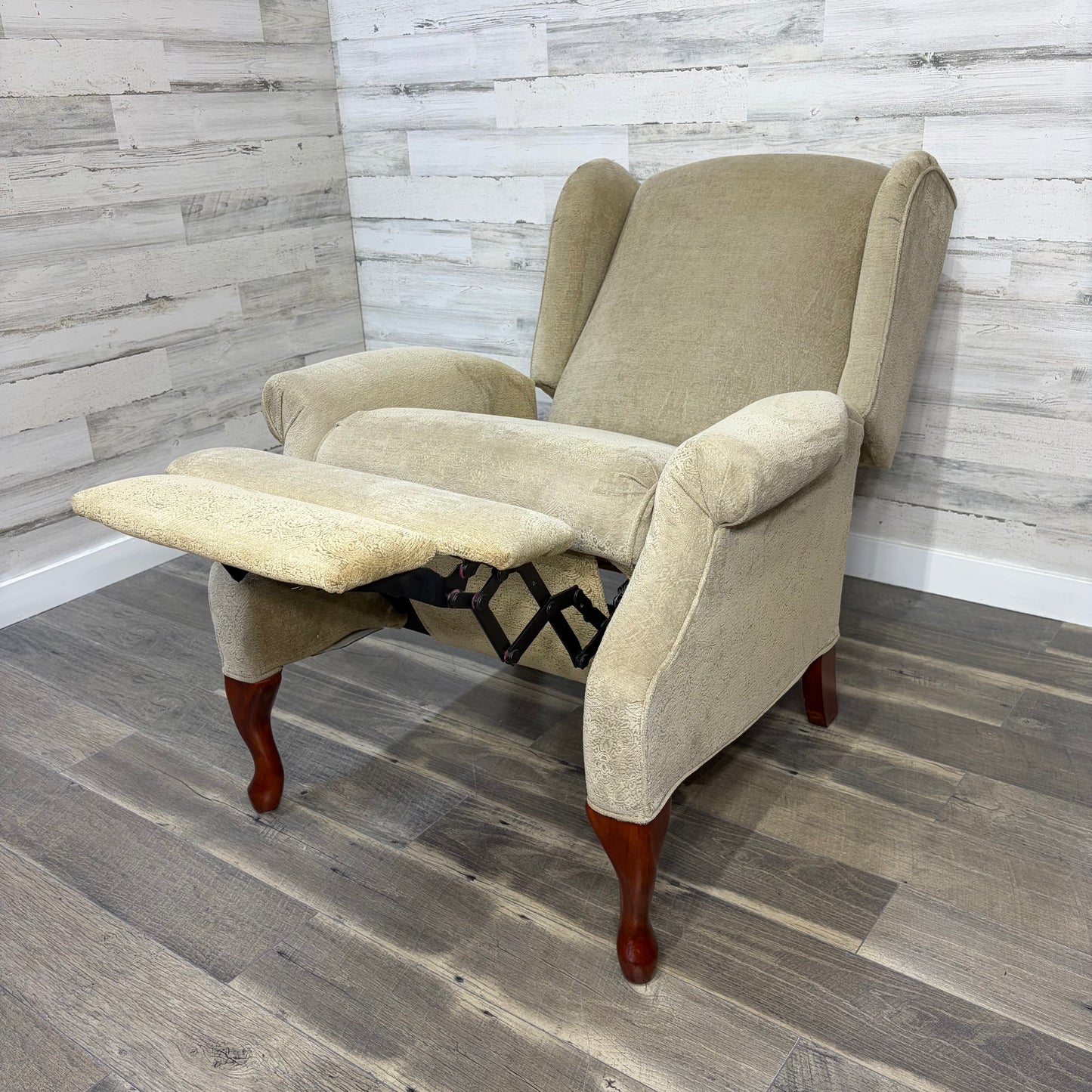 Lane Wingback Recliner Chair