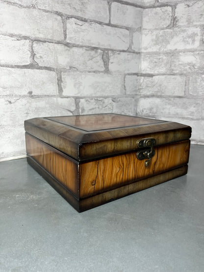 Faux Wood Trinket Latching Box