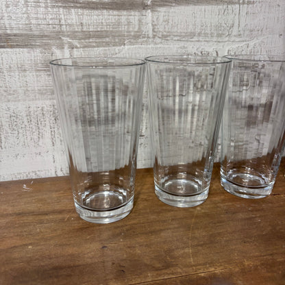 Set of 4 Clear Ribbed Drinking Glasses