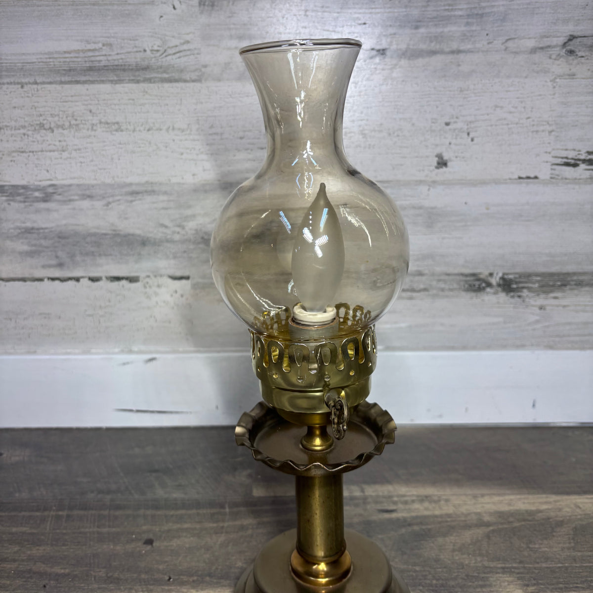 Vintage Style Gold Tone Amber Glass Electric Hurricane Lamp