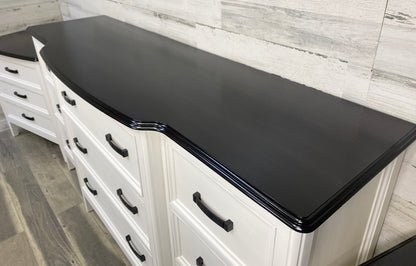 White 3pc Dresser & Nightstand Set