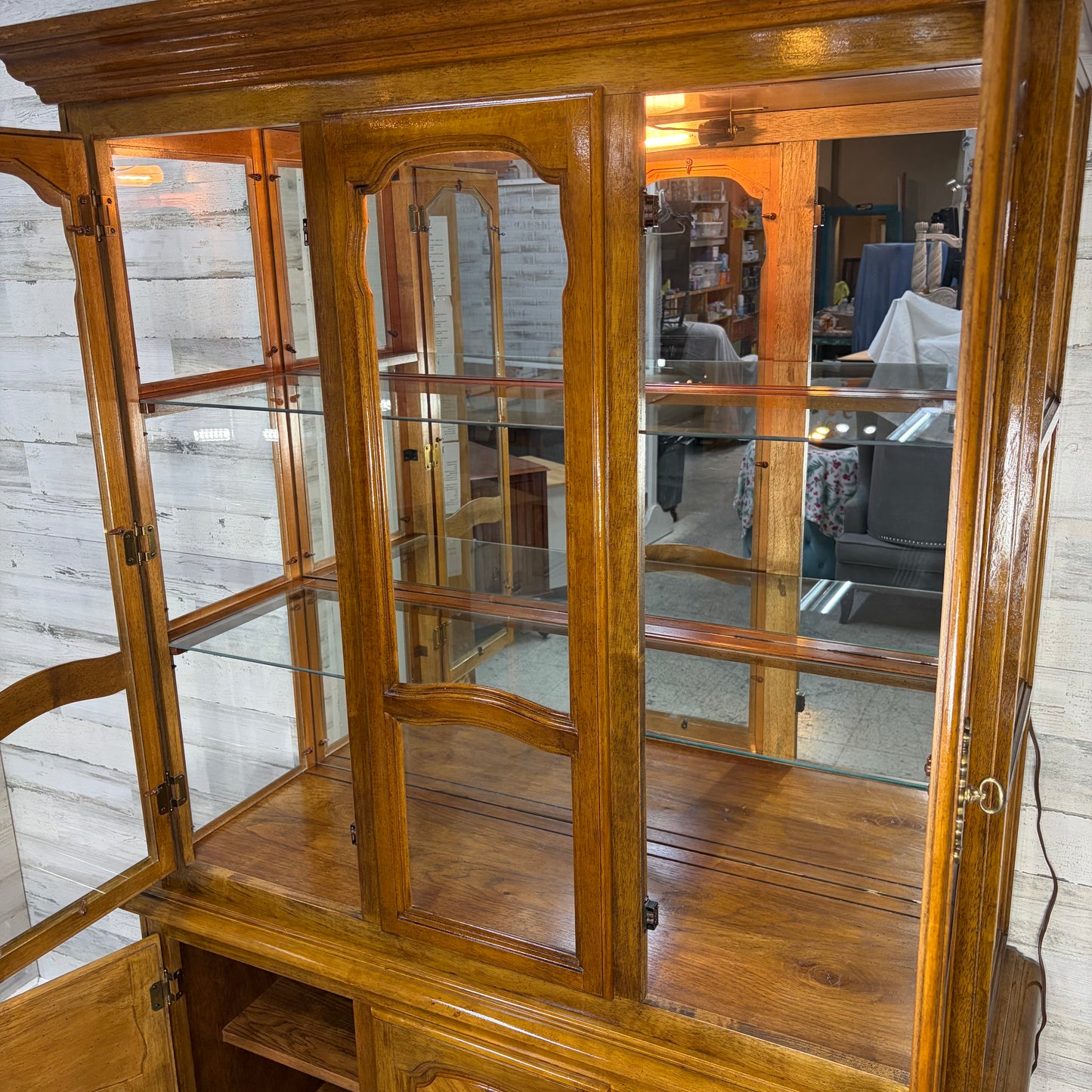 2pc China Hutch