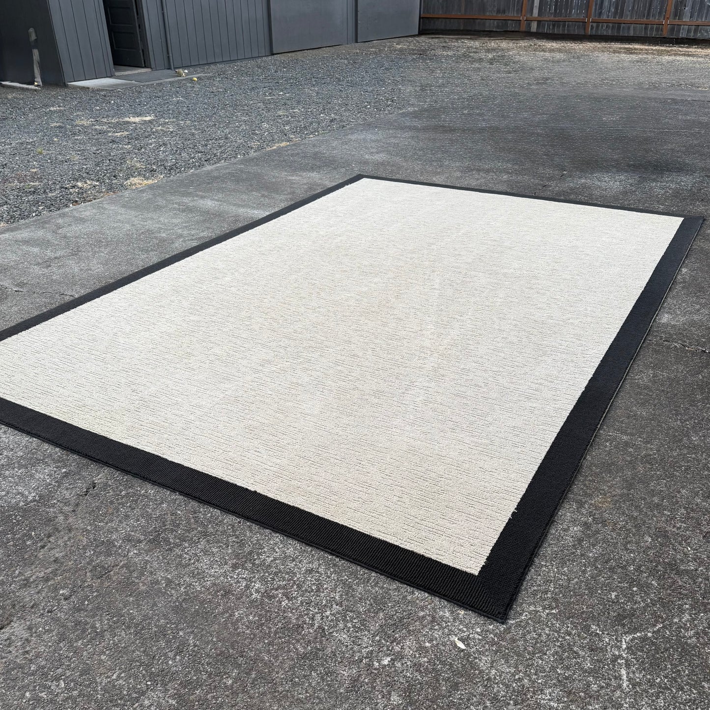 Indoor / Outdoor Area Rug 8x14