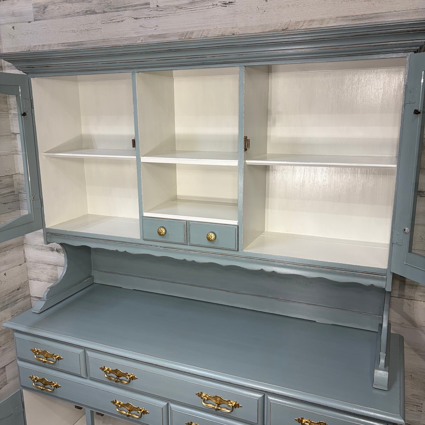 2pc Flint Ridge China Hutch