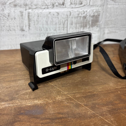 Vintage Polaroid OneStep Land Camera with Q-Light Flash Untested