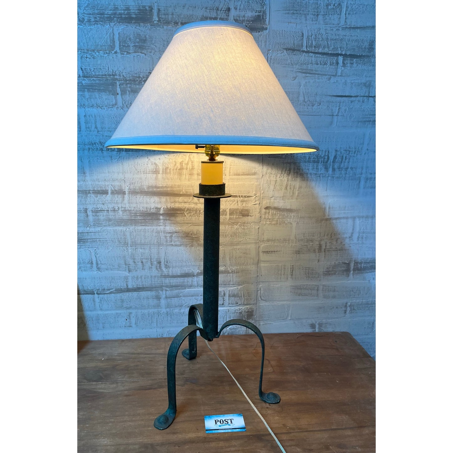 Table Lamp W/ 3 Curved Feet