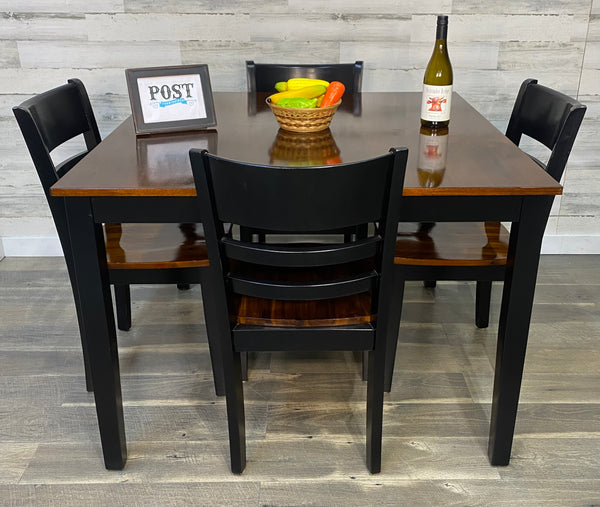 Dining Table & 4 Chairs