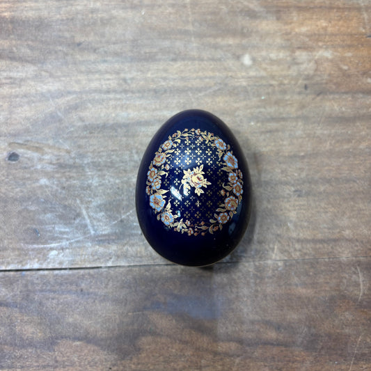 Porcelain Limoges Castel France Egg Trinket Box