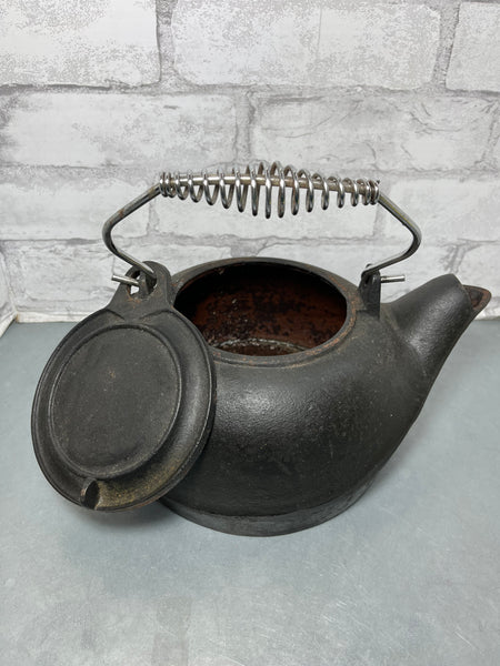 Antique Cast Iron Water Tea Pot Kettle w/Swivel Lid