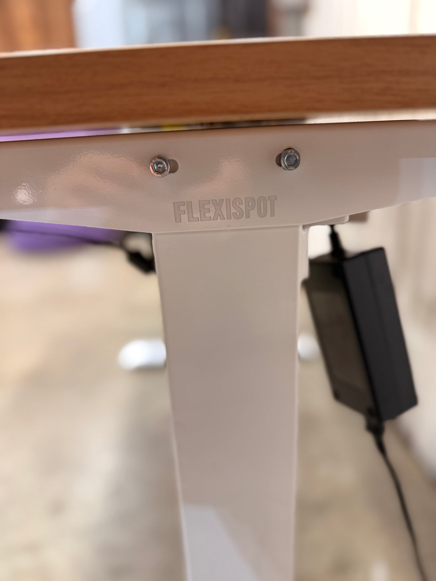 Adjustable Height Standing/ Sit Desk