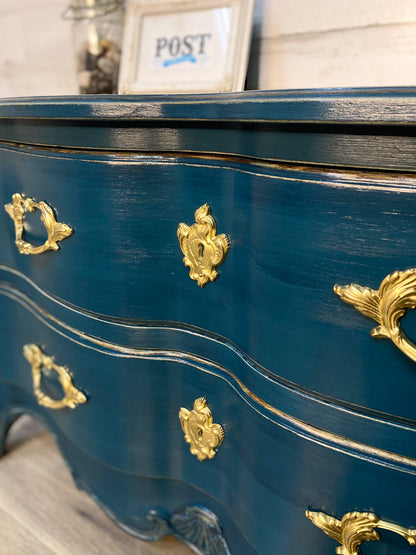 French Provincial Drexel Dresser