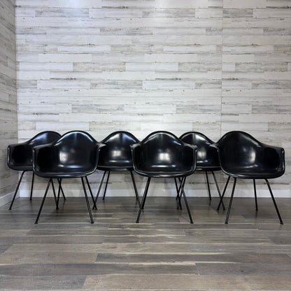 Set Of 6 Herman Miller Eames Chairs