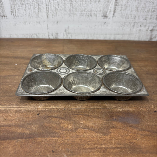 Vintage Kitchen Collectibles Muffin Pan & Lidded Nutmeg Grater